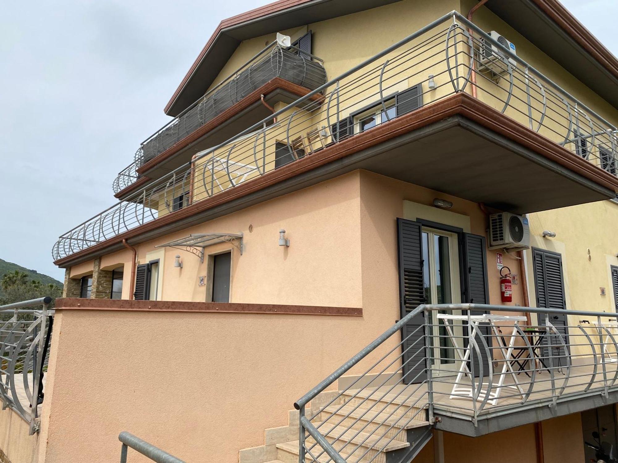 Miro' Agropoli Bed and Breakfast Exteriör bild