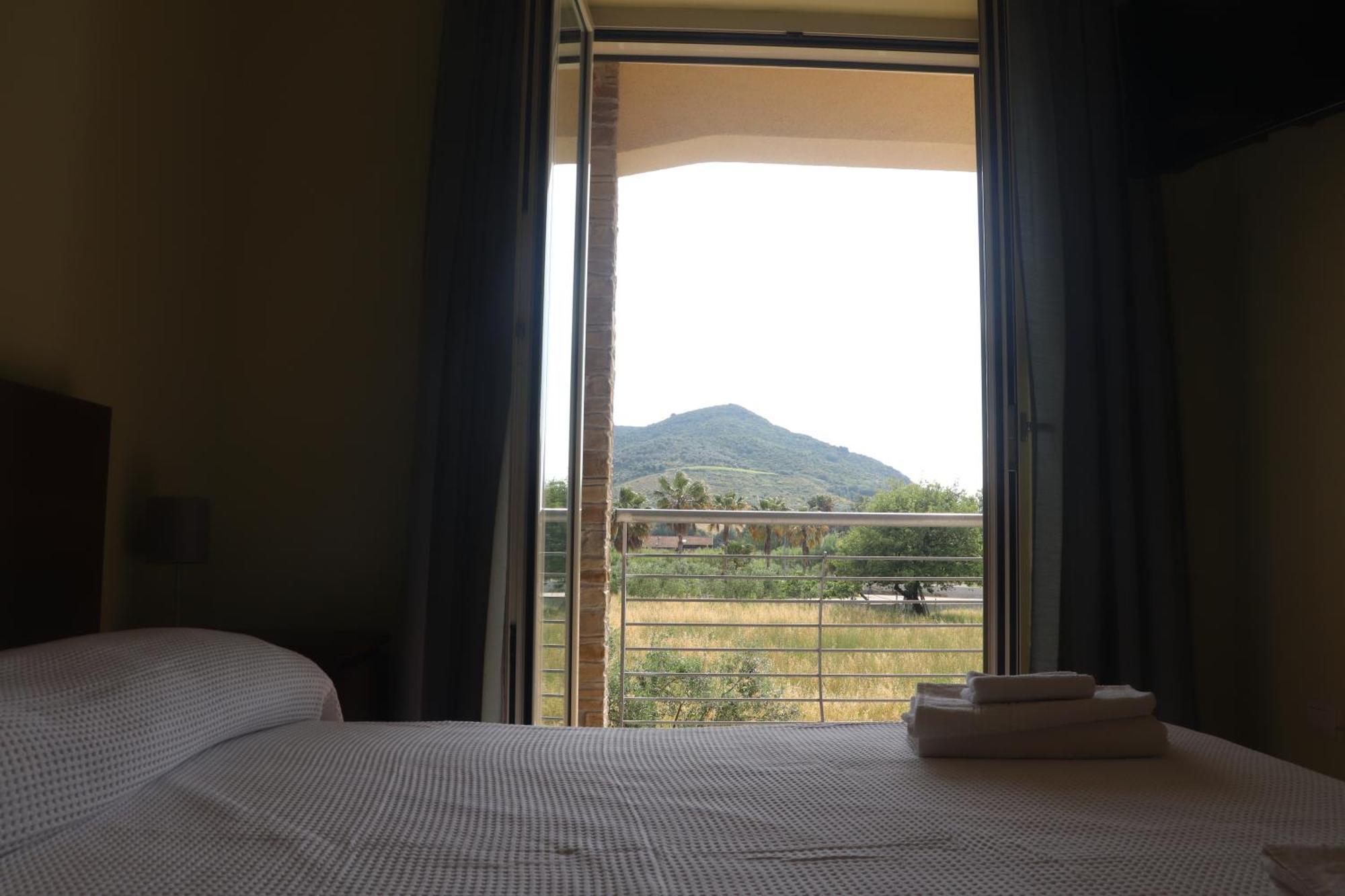 Miro' Agropoli Bed and Breakfast Exteriör bild